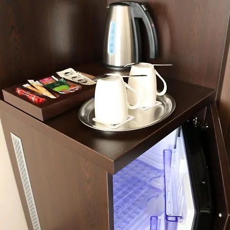 Hotel Crystal 3*